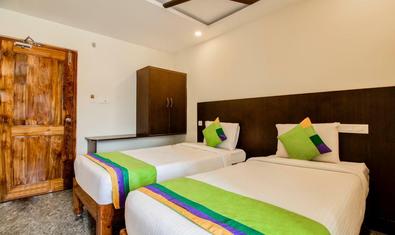 Hotel Treebo Trend SLS Grand Tirupati Exterior foto